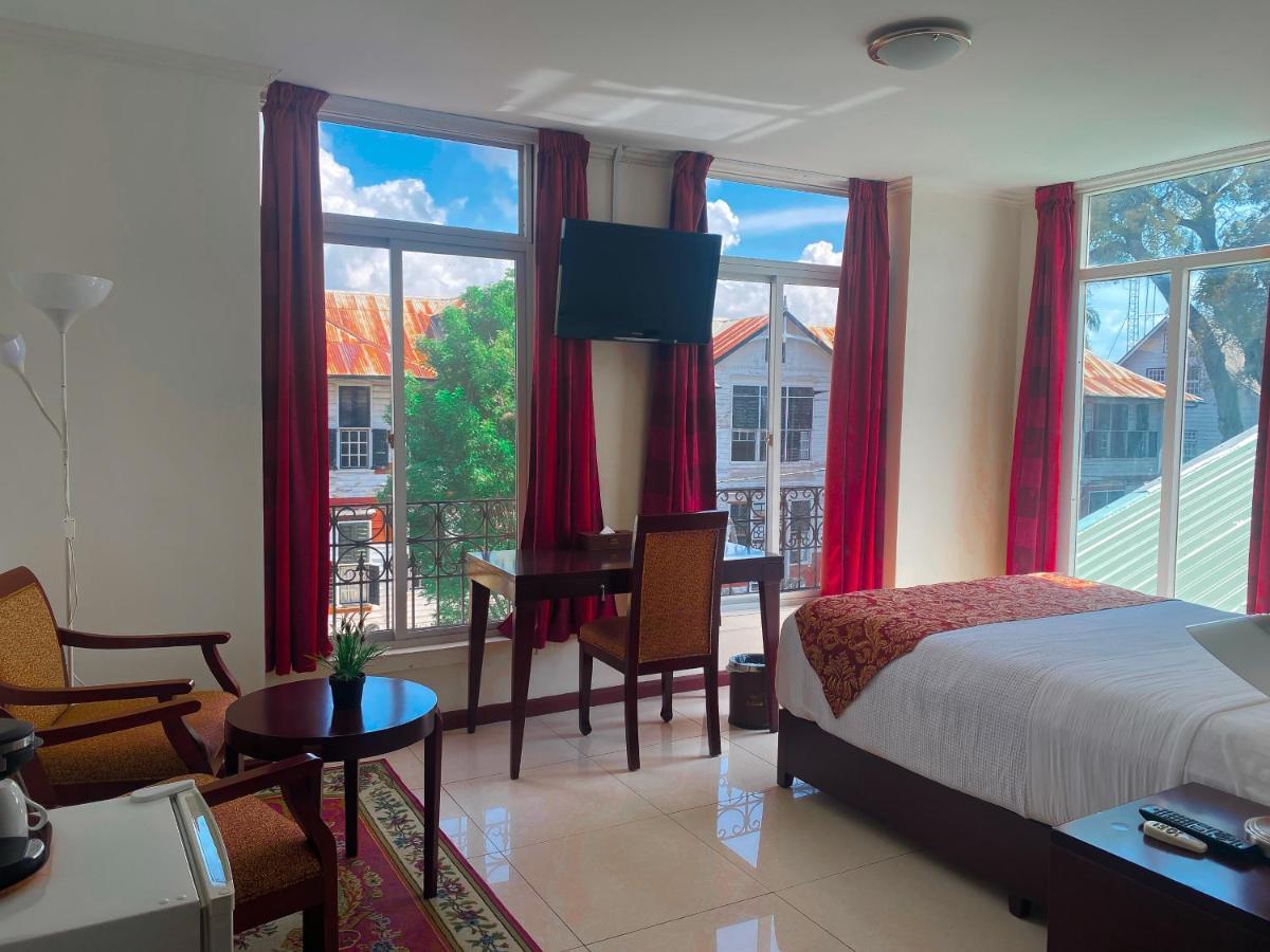 פרמריבו Hotel Palacio מראה חיצוני תמונה